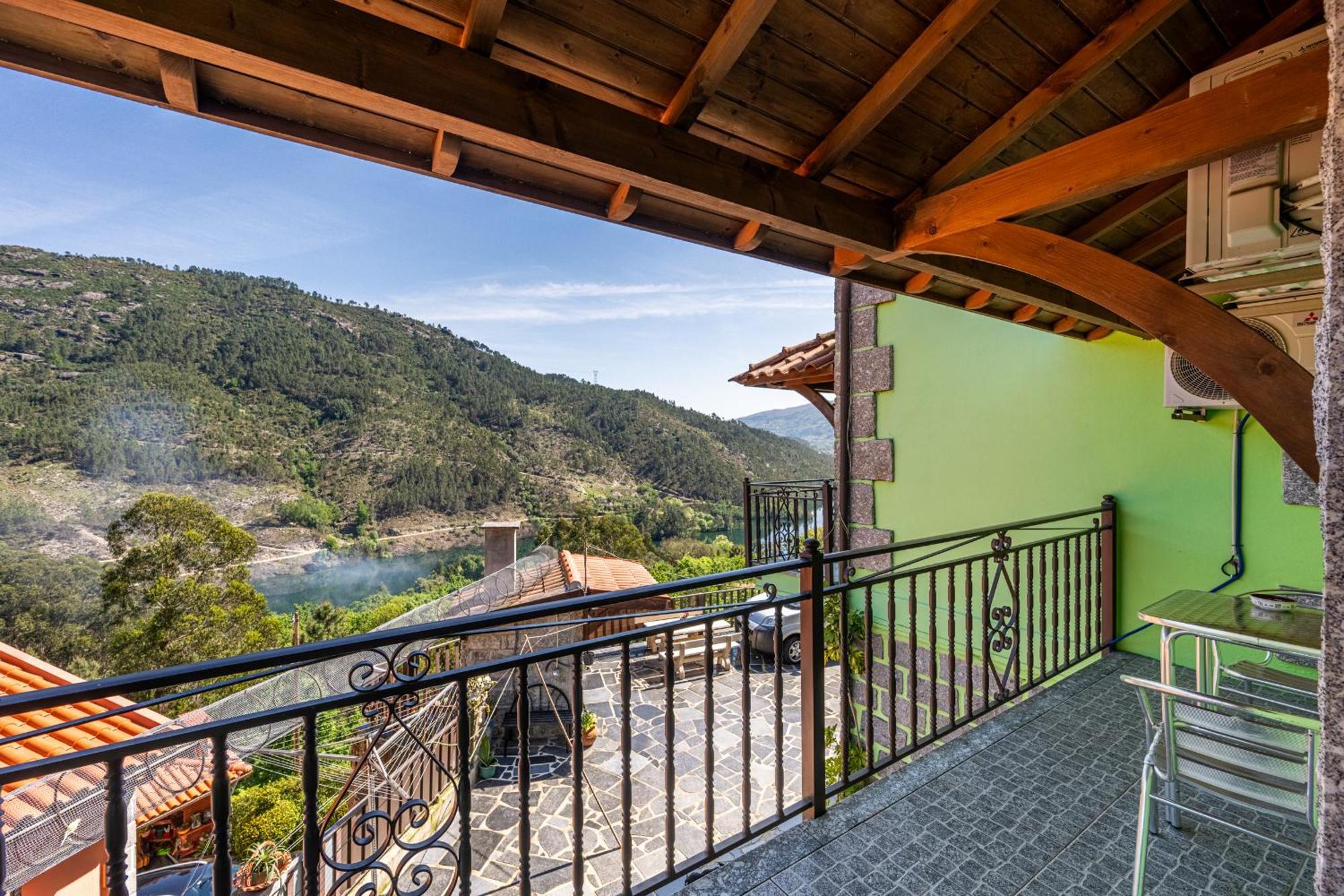 Вилла Quinta Da Carvalha Герес Экстерьер фото